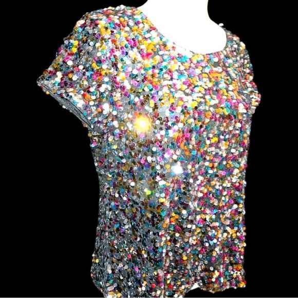 Beautiful vintage multi colored sequined top. Lots of possibilities in this one - Picture 6 of 9